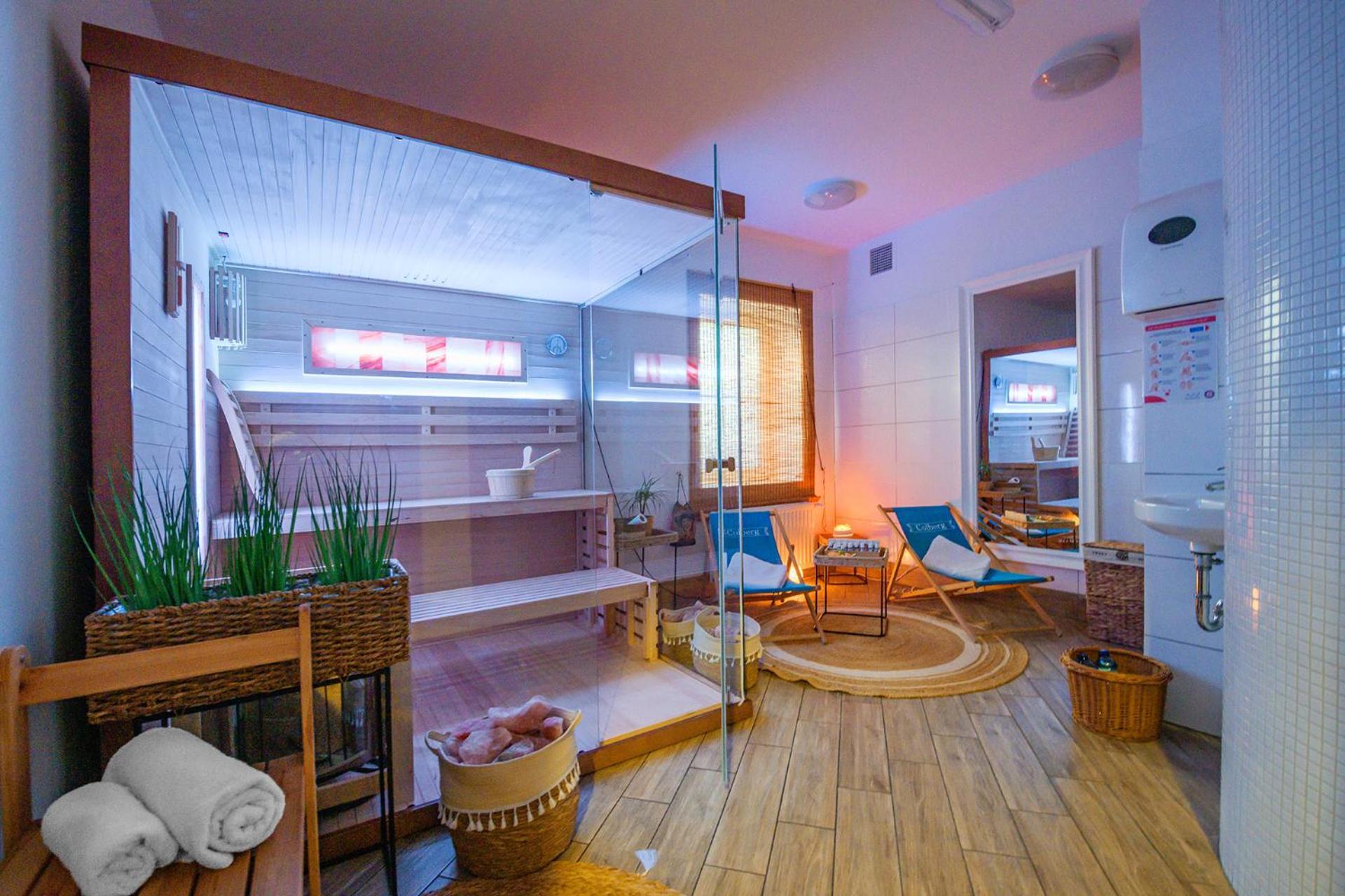 Hotel Zorza 코워브제크 외부 사진